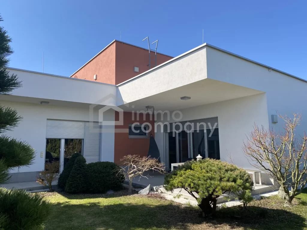 5-Zimmer-Haus kaufen in Neusiedl am See – 260 m², € 1.490.000
