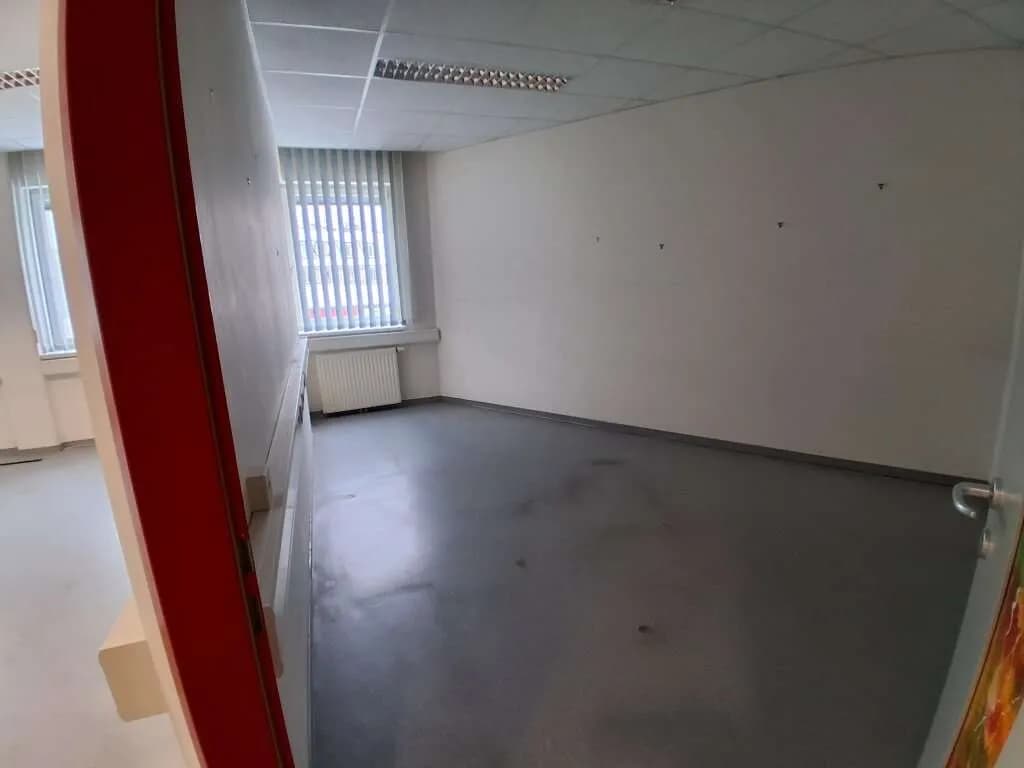 Gewerbeimmobilie mieten in Waidhofen an der Thaya – 74 m², € 1.250 – Bild 2 von 5