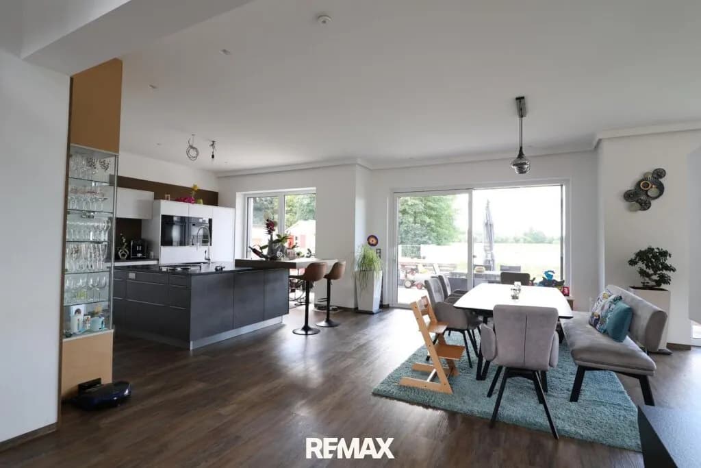 Haus kaufen in Perg – 203 m², € 790.000 – Bild 8 von 34