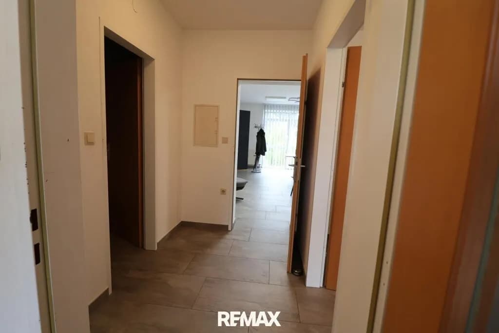2-Zimmer-Wohnung mieten in Perg – 75 m², € 863 – Bild 8 von 16