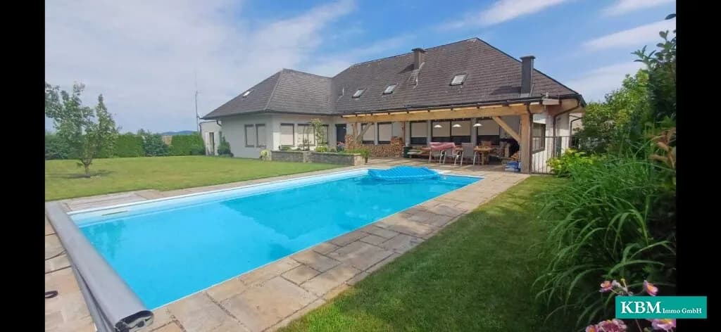 Haus kaufen in Tulln – 346 m², € 999.000 – Bild 1 von 15