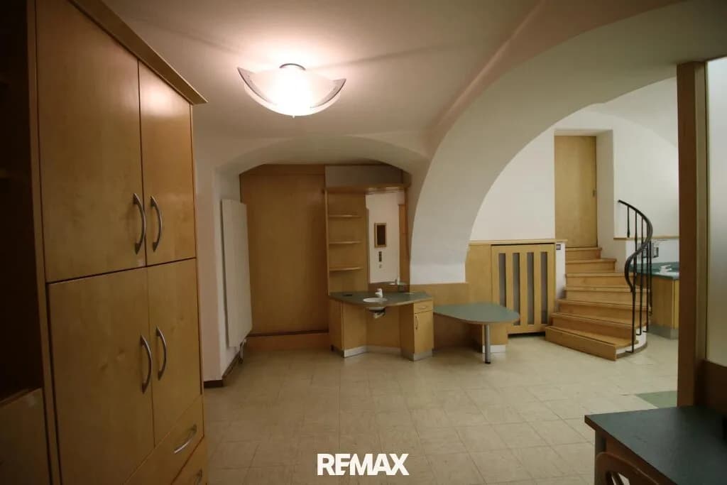 Gewerbeimmobilie mieten in Perg – 122 m², € 1.808 – Bild 7 von 19