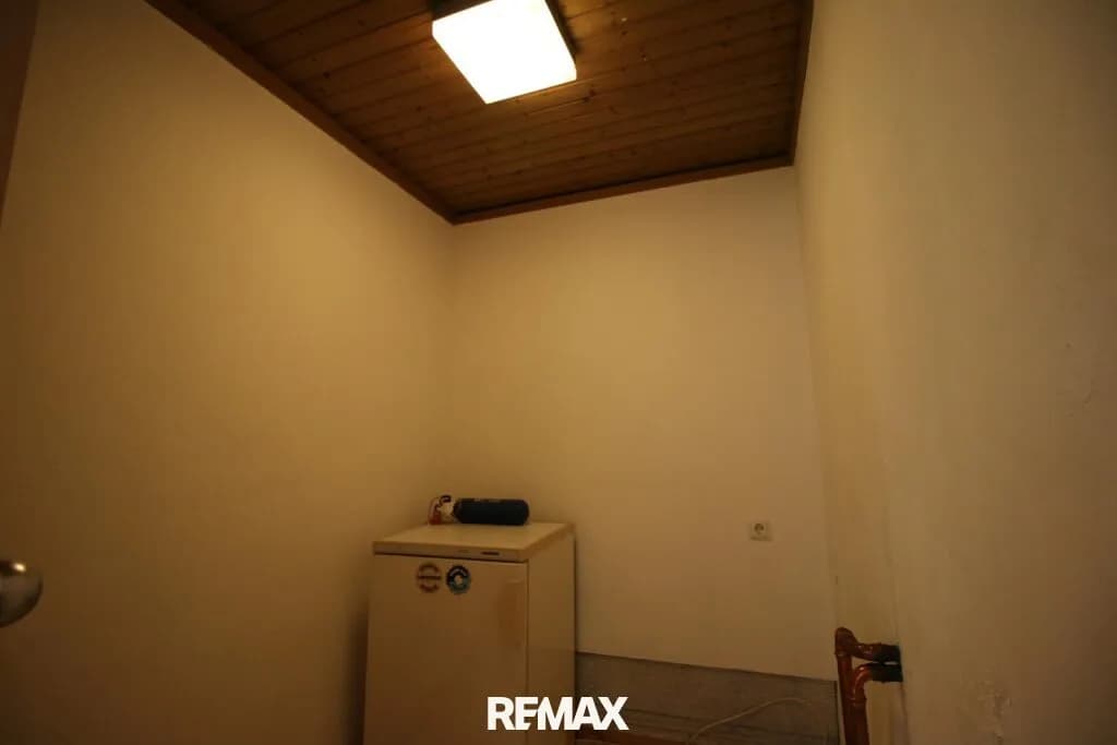 Gewerbeimmobilie mieten in Perg – 122 m², € 1.808 – Bild 10 von 19