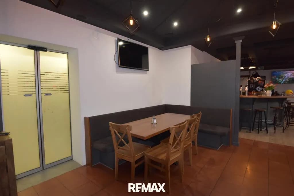 1-Zimmer-Gewerbeimmobilie mieten in Amstetten – 259 m², € 2.914 – Bild 12 von 37