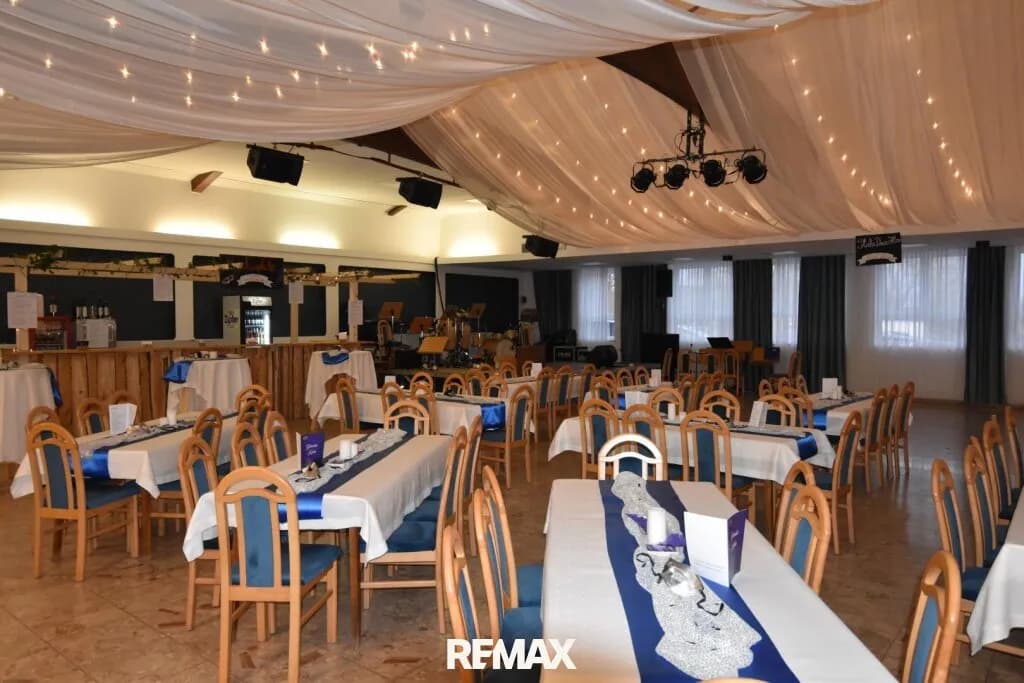 1-Zimmer-Gewerbeimmobilie mieten in Amstetten – 259 m², € 2.914 – Bild 36 von 37