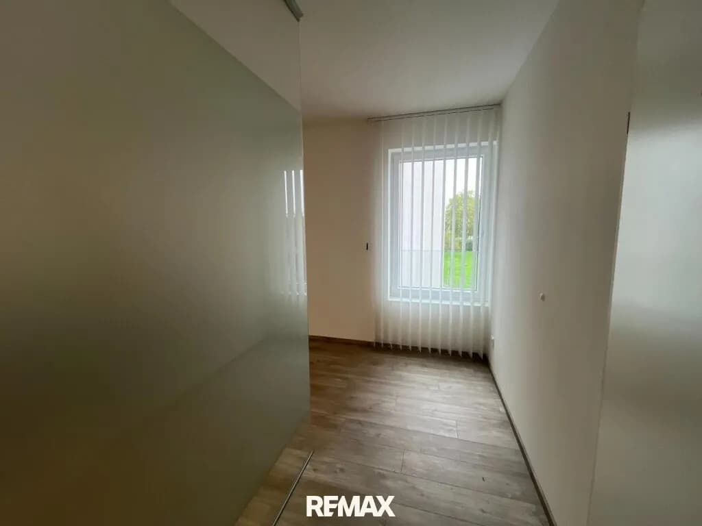 3-Zimmer-Gewerbeimmobilie mieten in Steyr – 70 m², € 802 – Bild 6 von 8