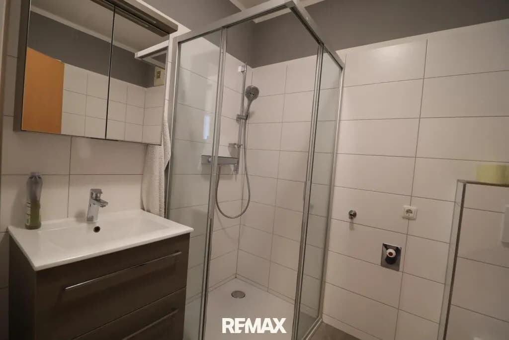 Gewerbeimmobilie mieten in Perg – 75 m², € 821 – Bild 6 von 16