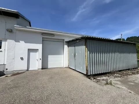 Gewerbeimmobilie mieten in Bruck-Mürzzuschlag – 894 m², € 5.800 – Bild 11 von 12