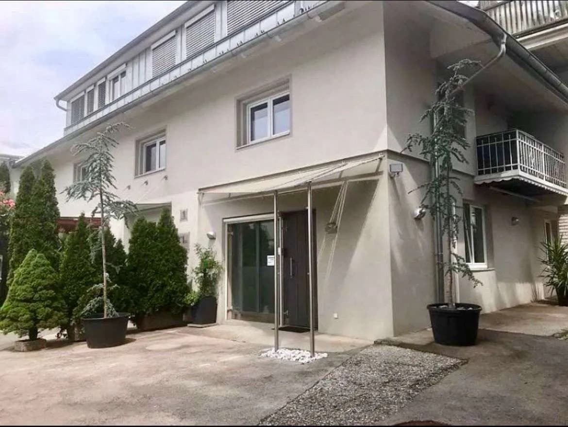 Gewerbeimmobilie kaufen in Feldkirchen – 630 m², € 1.080.000 – Bild 2 von 12