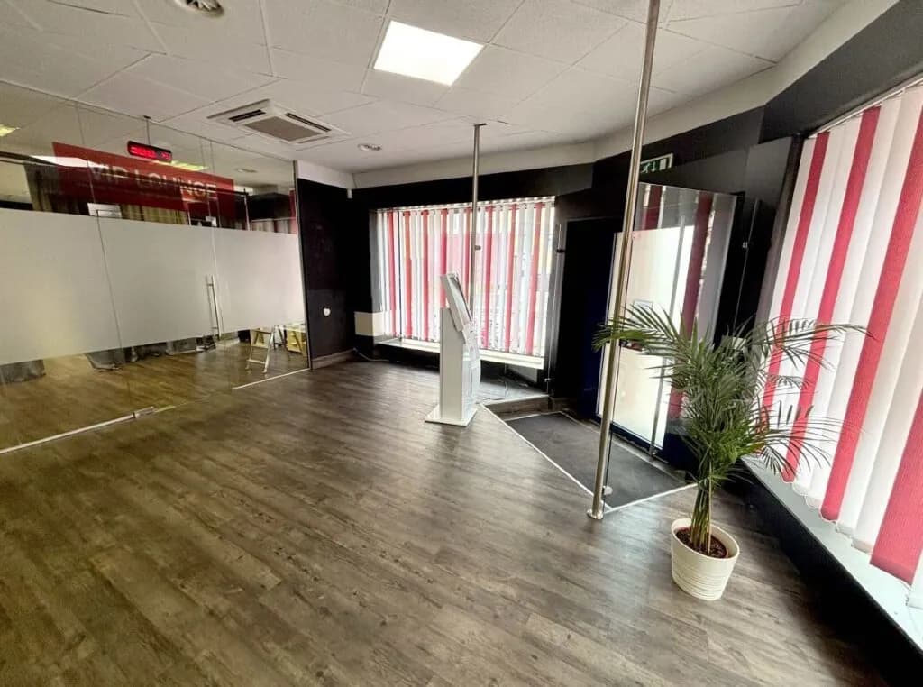 Gewerbeimmobilie mieten in Wien – 277 m², € 2.895 – Bild 2 von 10