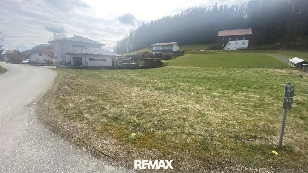 5-Zimmer-Haus kaufen in Vöcklabruck – 122,82 m², € 395.000 – Bild 3 von 13
