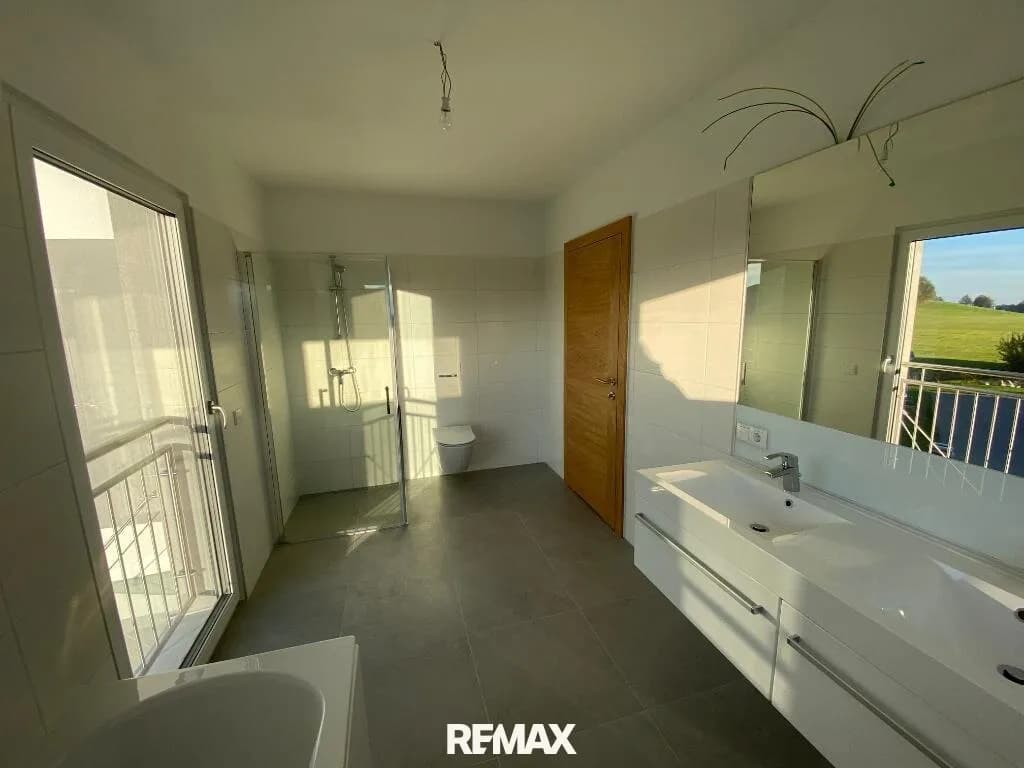 5-Zimmer-Haus kaufen in Vöcklabruck – 122,82 m², € 395.000 – Bild 10 von 13