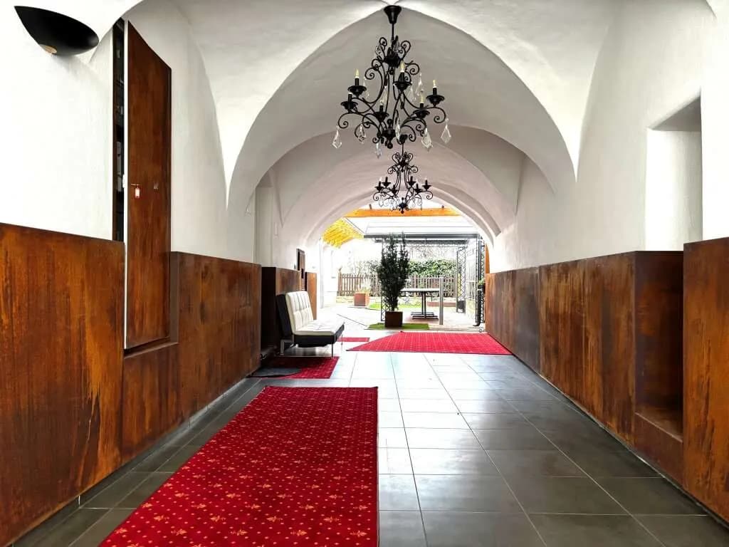 5-Zimmer-Immobilie kaufen in Südoststeiermark – 218 m², € 549.000 – Bild 2 von 18