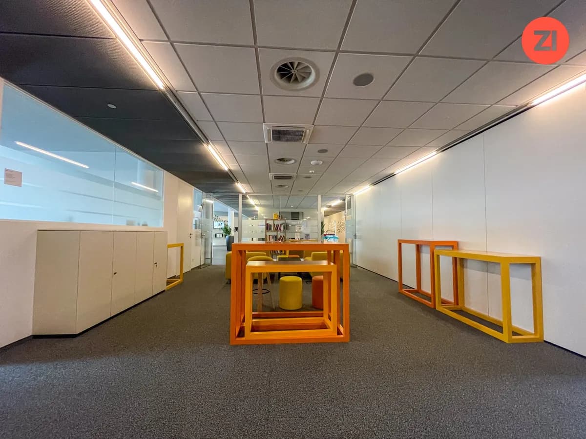 Gewerbeimmobilie mieten in Linz – 2 400 m², € 45.000 – Bild 13 von 18