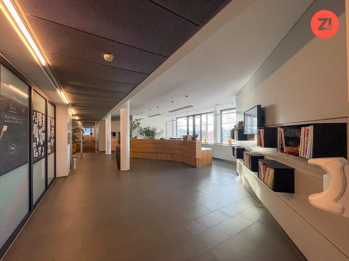 Gewerbeimmobilie mieten in Linz – 2 400 m², € 45.000 – Bild 14 von 18
