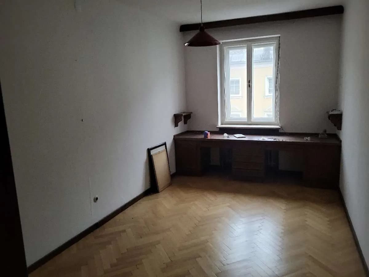 12-Zimmer-Gewerbeimmobilie kaufen in Klagenfurt – 182 m², € 499.000