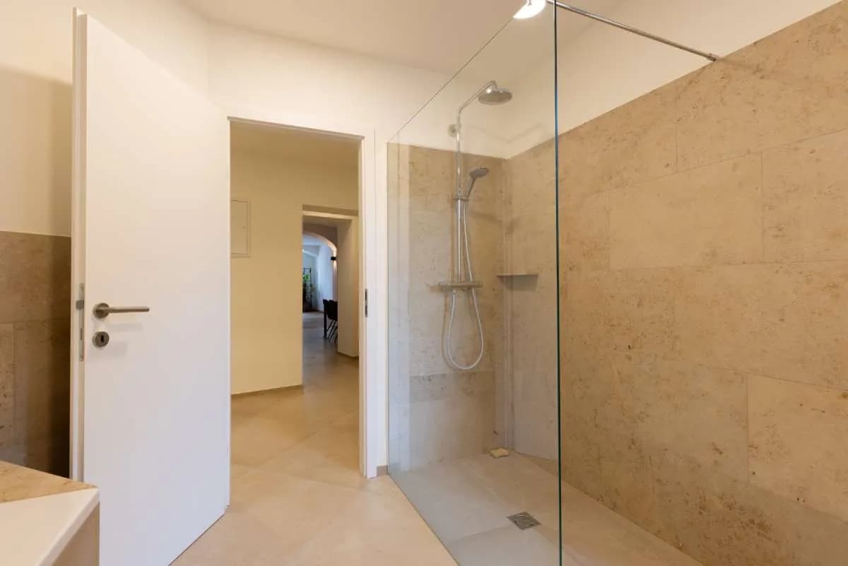 Wohnung mieten in Wiener Neustadt – 145 m², € 1.590 – Bild 23 von 32