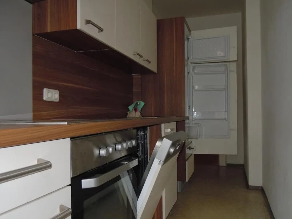 5-Zimmer-Wohnung mieten in Linz – 118,56 m², € 1.275 – Bild 2 von 8