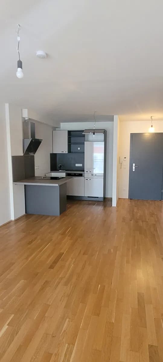 2-Zimmer-Wohnung mieten in Wien – 46 m², € 980 – Bild 2 von 6