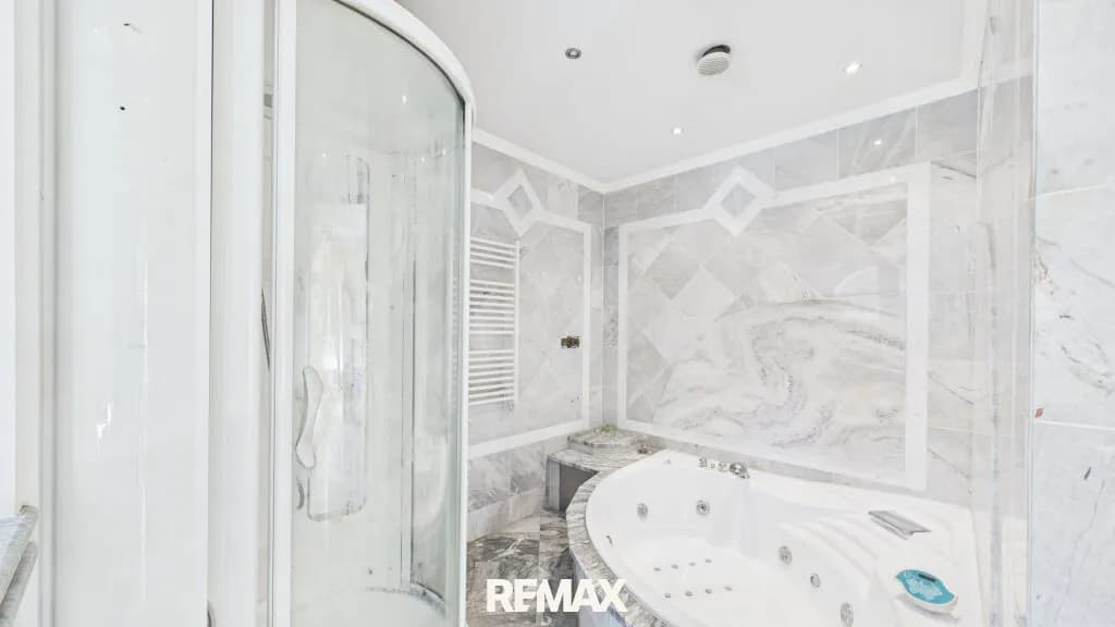 4-Zimmer-Haus kaufen in Gänserndorf – 242,5 m², € 328.000 – Bild 7 von 20