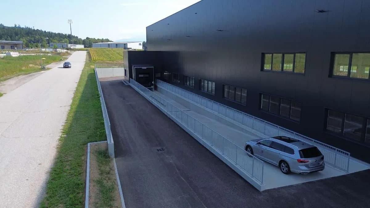 Gewerbeimmobilie mieten in Völkermarkt – 1 360 m², € 8 – Bild 7 von 10