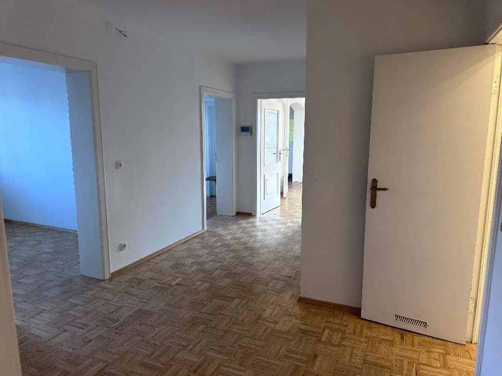 4-Zimmer-Wohnung mieten in Gmunden – 90 m², € 1.376 – Bild 17 von 17