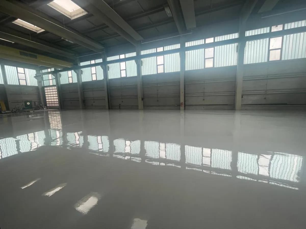 Gewerbeimmobilie mieten in Hallein – 800 m², € 6.800 – Bild 2 von 3