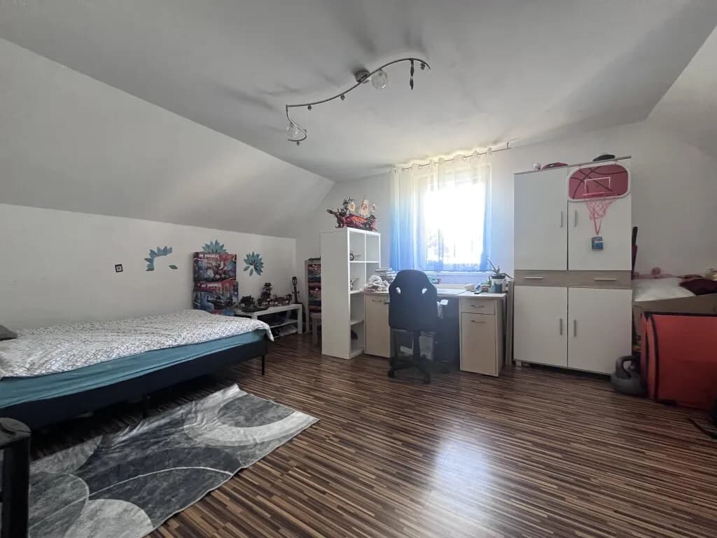 4-Zimmer-Haus kaufen in Baden – 134 m², € 399.000 – Bild 3 von 22