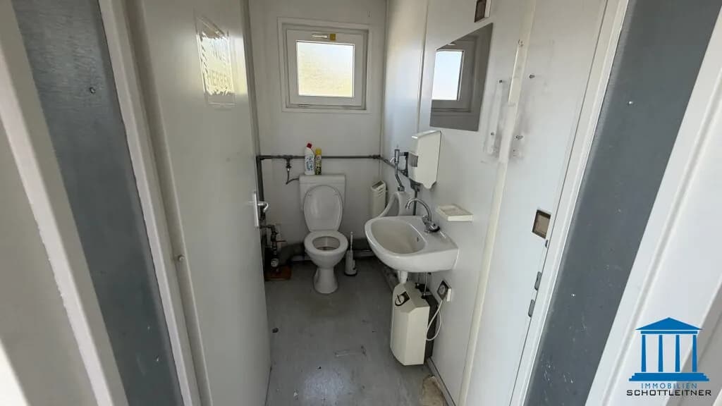 Gewerbeimmobilie kaufen in Wiener Neustadt – 1 587 m², € 1.850.000 – Bild 42 von 49