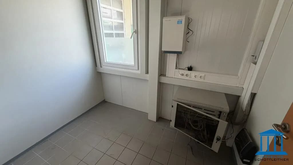 Gewerbeimmobilie kaufen in Wiener Neustadt – 1 587 m², € 1.850.000 – Bild 43 von 49