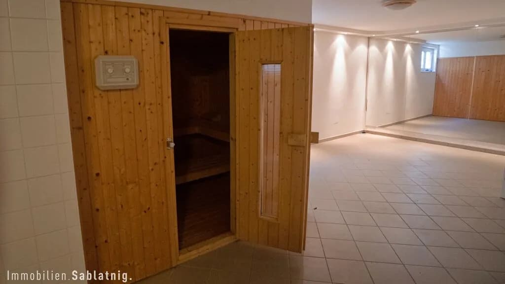 5-Zimmer-Immobilie mieten in Graz – 300 m², € 4.000 – Bild 31 von 36