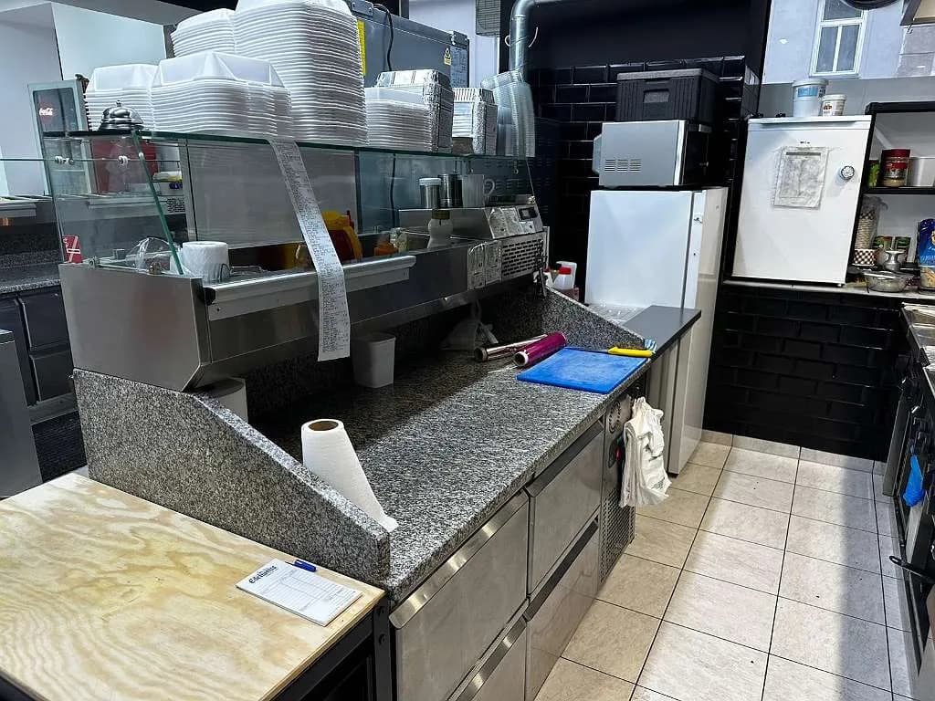 3-Zimmer-Gewerbeimmobilie mieten in Wien – 200 m², € 3.153 – Bild 2 von 12
