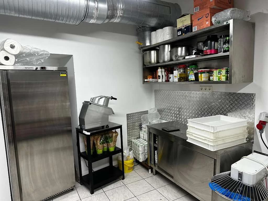 3-Zimmer-Gewerbeimmobilie mieten in Wien – 200 m², € 3.153 – Bild 3 von 12