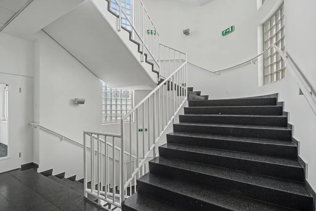 Gewerbeimmobilie mieten in Wien – 300 m², € 10 – Bild 6 von 17