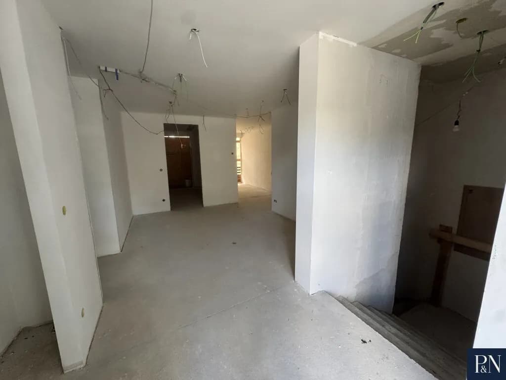 6-Zimmer-Haus kaufen in Mödling – 276 m², € 935.000 – Bild 9 von 19