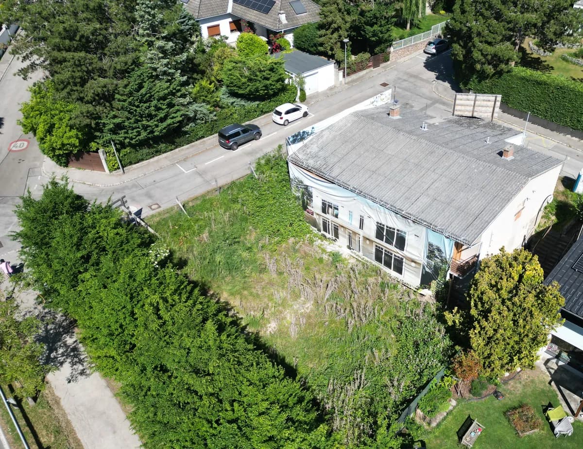 6-Zimmer-Haus kaufen in Mödling – 276 m², € 935.000 – Bild 1 von 11