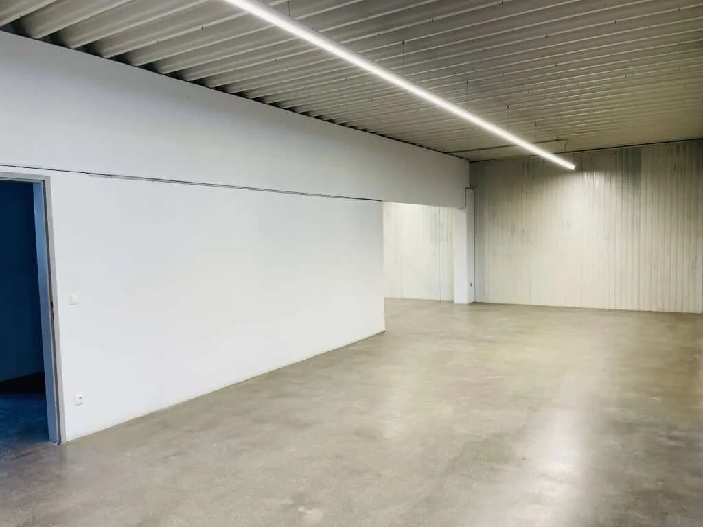 Gewerbeimmobilie mieten in Salzburg-Umgebung – 1 120 m² – Bild 7 von 8