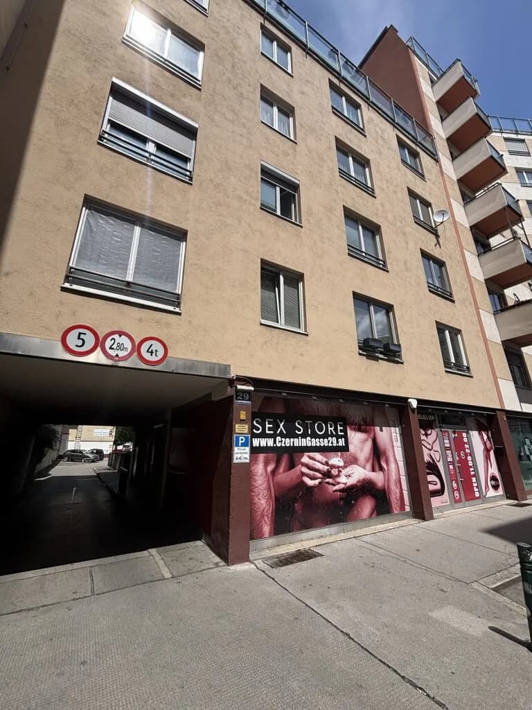 Gewerbeimmobilie kaufen in Wien – 104 m², € 249.000 – Bild 2 von 4