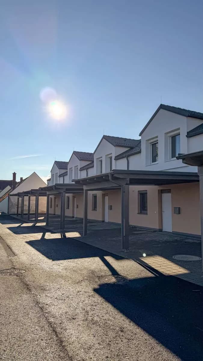 4-Zimmer-Haus mieten in Wiener Neustadt Land – 111,77 m², € 1.099 – Bild 2 von 5