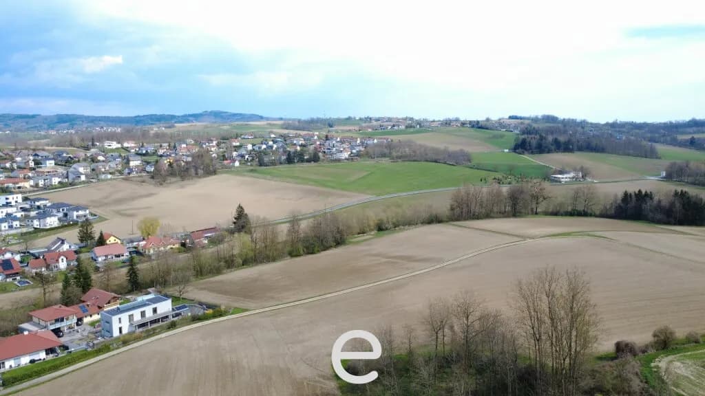 Grundstück kaufen in Eferding – 42 841 m², € 850.000 – Bild 2 von 5
