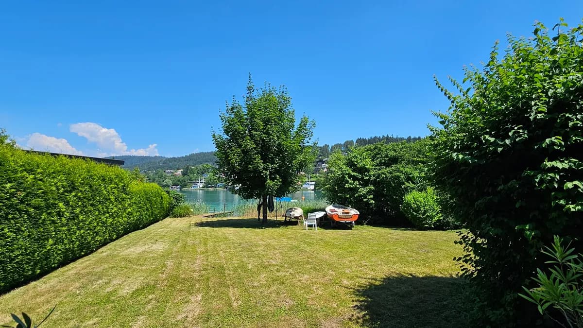 Grundstück kaufen in Klagenfurt Land – 2 010 m², € 9.950.000