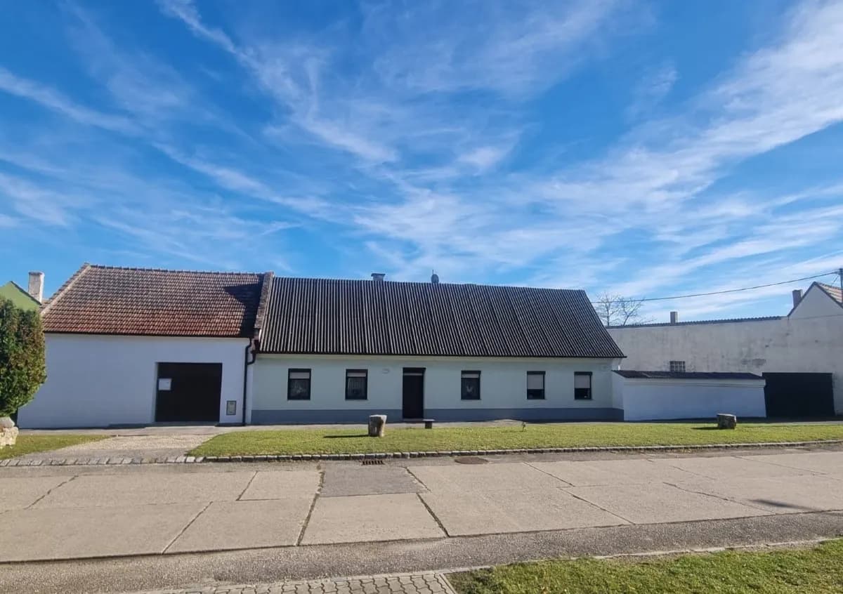 3-Zimmer-Haus kaufen in Mistelbach – 90 m², € 133.000