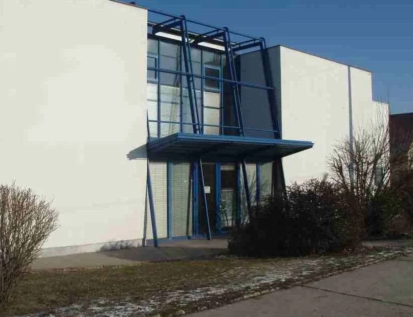 Gewerbeimmobilie mieten in Wien – 341 m², € 5.047 – Bild 1 von 5