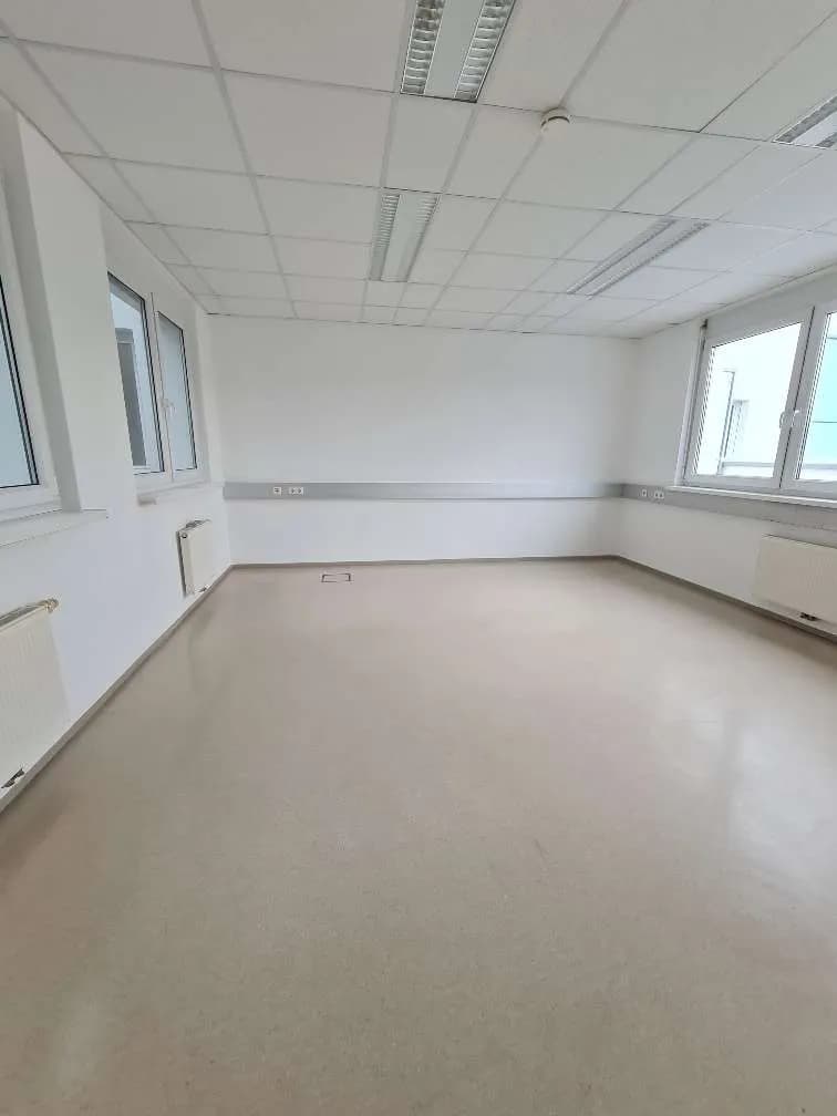 3-Zimmer-Gewerbeimmobilie mieten in Graz – 93 m², € 816 – Bild 3 von 9