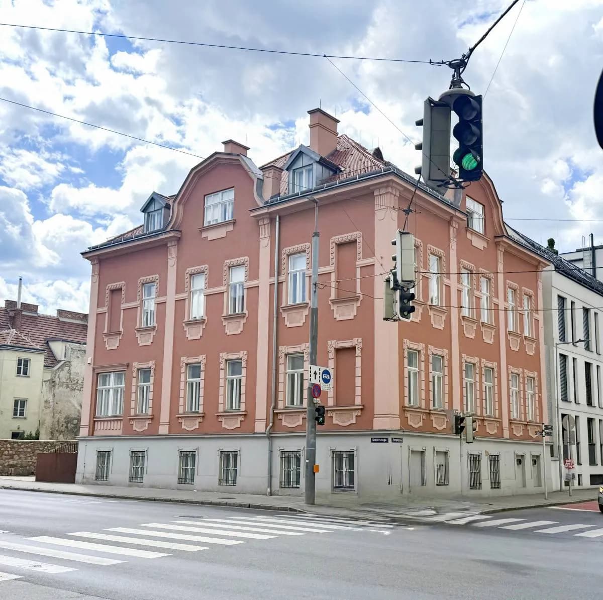 Gewerbeimmobilie kaufen in Wiener Neustadt – 679 m², € 2.750.000