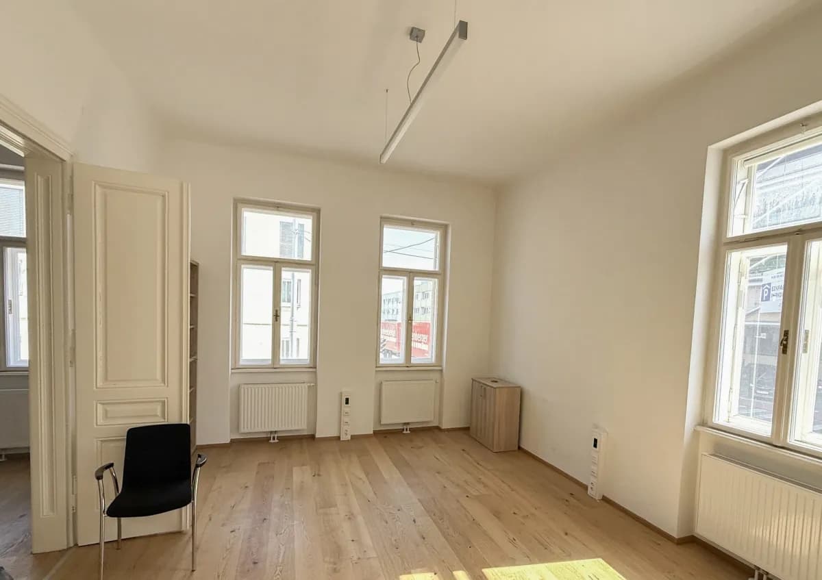 Gewerbeimmobilie kaufen in Wiener Neustadt – 679 m², € 2.750.000 – Bild 3 von 24