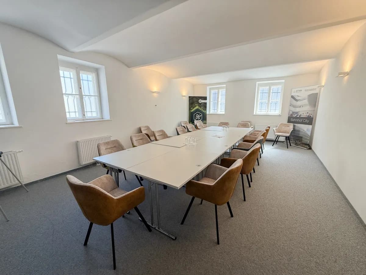 Gewerbeimmobilie kaufen in Wiener Neustadt – 679 m², € 2.750.000 – Bild 17 von 24