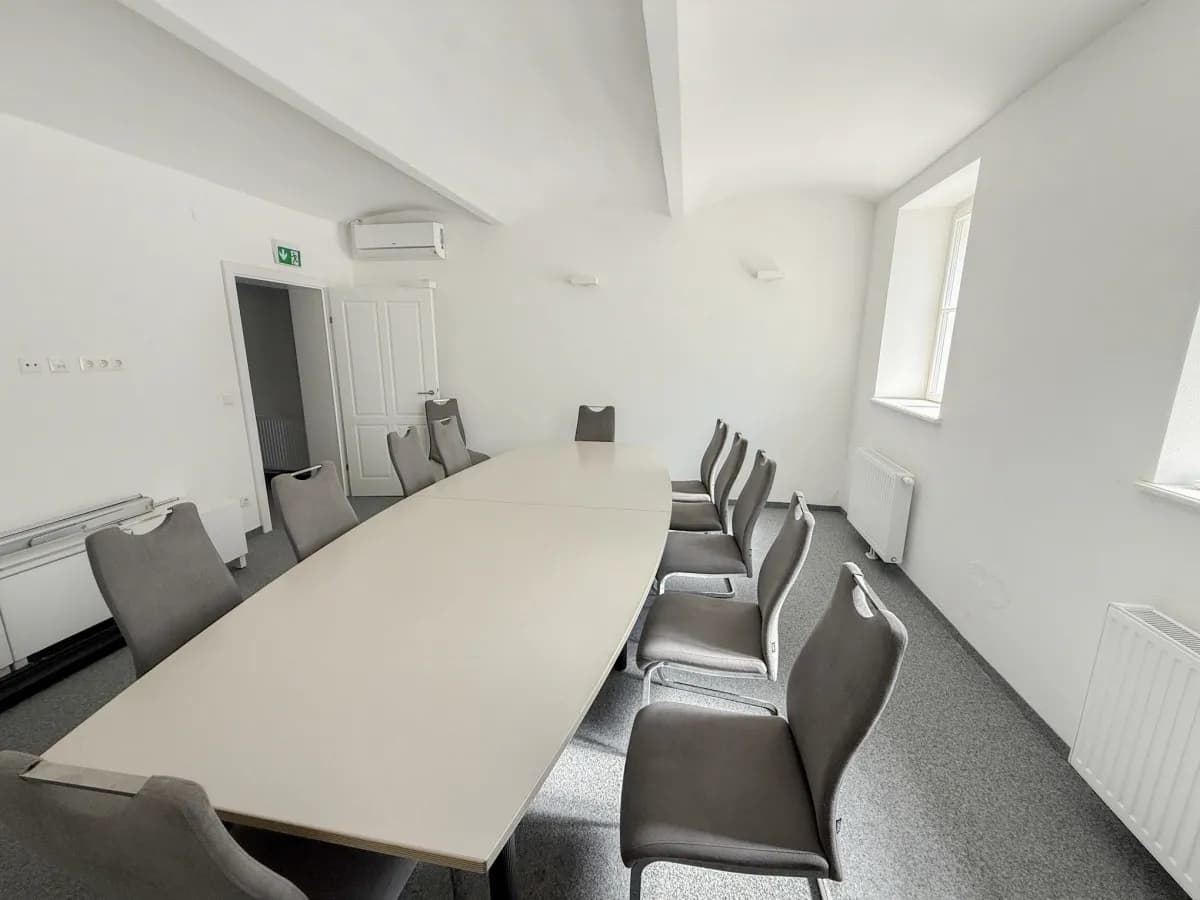 Gewerbeimmobilie kaufen in Wiener Neustadt – 679 m², € 2.750.000 – Bild 18 von 24
