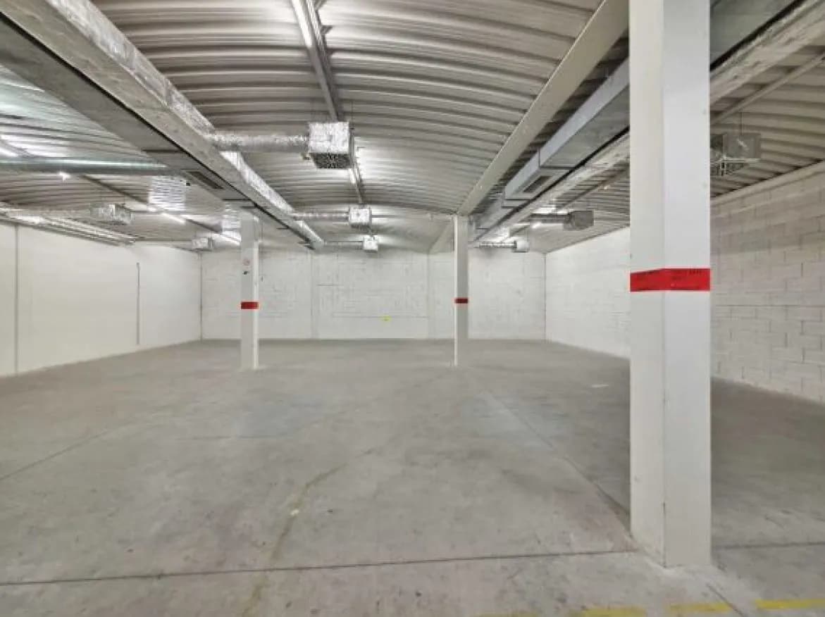 Gewerbeimmobilie mieten in Wien – 4 697 m², € 7 – Bild 7 von 11