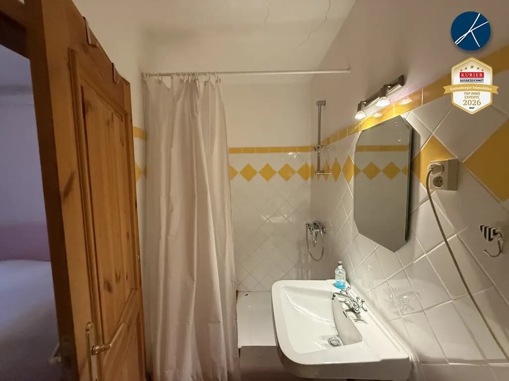 9-Zimmer-Haus mieten in Krems Land – 320 m², € 1.900 – Bild 11 von 21